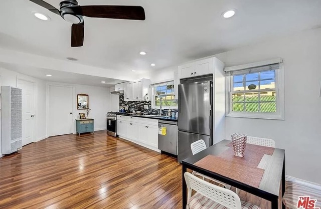 Newly remodeled pet friendly house in Santa Monica