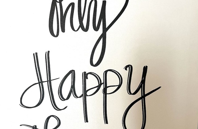 Cozy and Quiet four Bedroom, four bath home in a private area