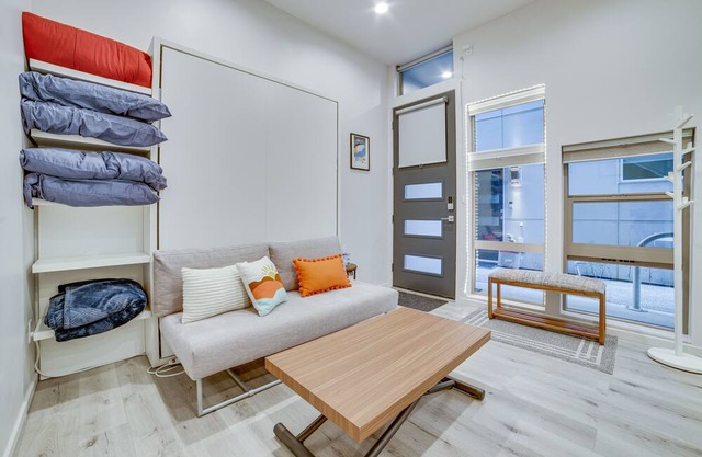 Newly Built Seattle Studio: Walk to Seward Park!