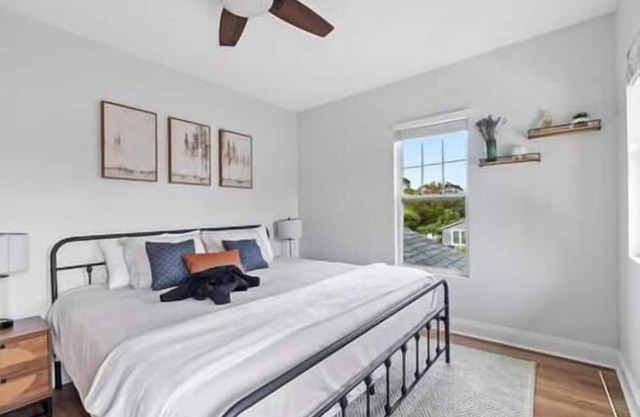 Spacious Modern Farmhouse w Private Patio ans BBQ