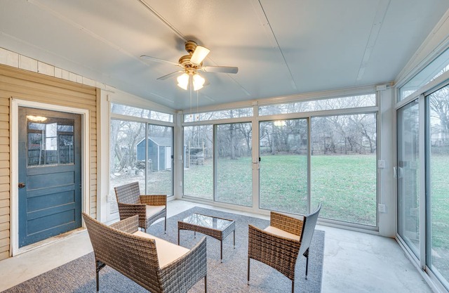 Milwaukee Home w/ Fenced Yard: 9 Mi to Downtown!