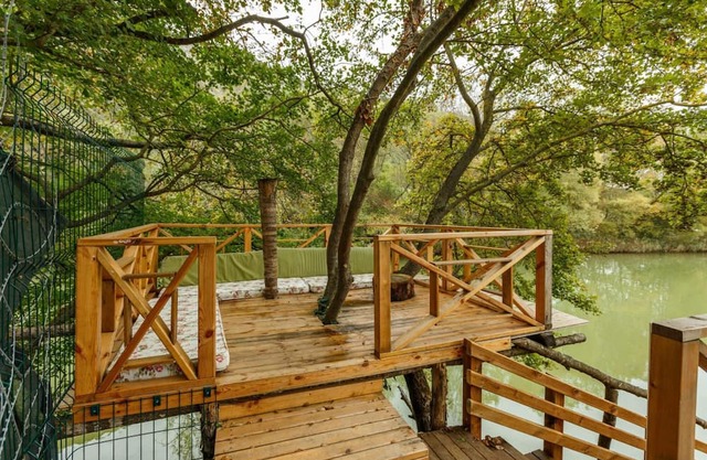 Cozy House Surrounded by Nature in Agva