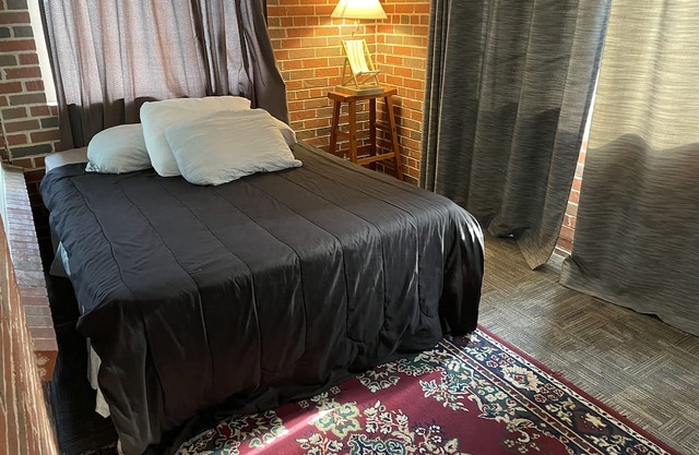 3,400 sq ft condo near The Hill / Shrewsbury / Forest Park