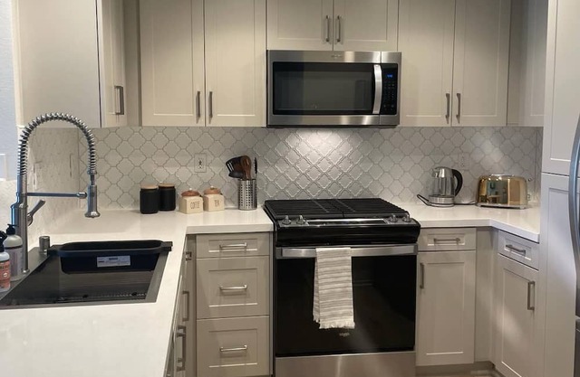 Luxury Entire 2B/2B Bedroom Newport Coast