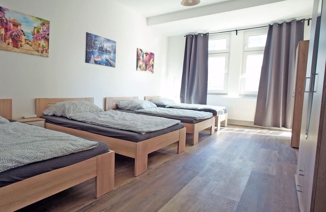 Neu Sanierte Monteurzimmer 1-8 Personen