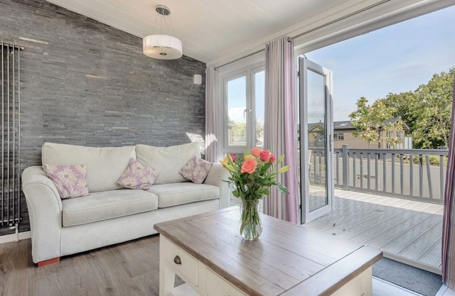 Alojamiento de 4 habitaciones en Wootton Bridge, Nr Cowes