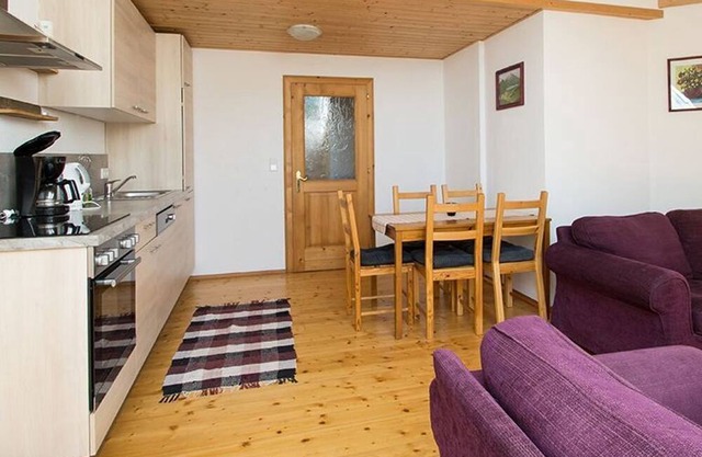 Apartamento de vacaciones con vistas al prado - Familienferienhof Stabauer (4 flores)