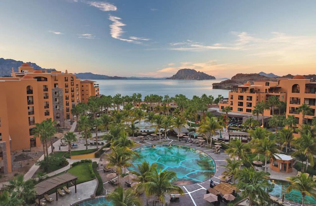 Christmas Week Escape, 12/21-12/28, Luxury 1BR Suite at Villa del Palmar Loreto