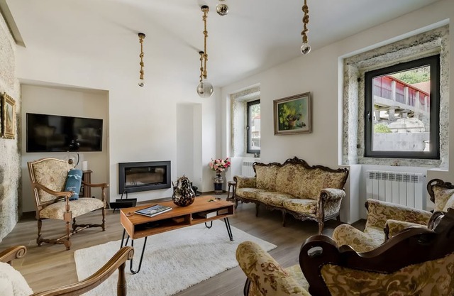Casa de vacaciones 'Quinta Do Bairro - Rés Do Chão' con vistas a la montaña, Wi-Fi y aire acondicionado