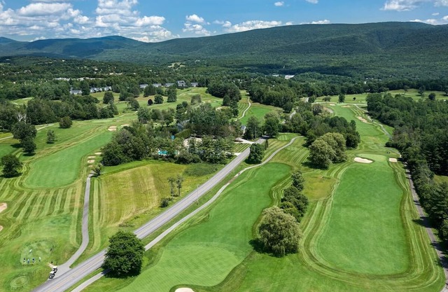 Peaceful Spa & Golf Stay Close to Hildene & Mountain Trails