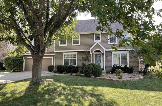 GREAT Location 4 bedroom, 3 1/2 bath home