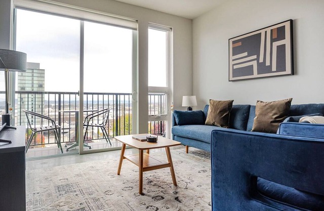 Blueground | New Tacoma, balcony, nr Union Station