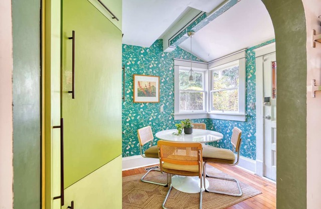 2BR/2BA Patio Steps to Mississippi Ave