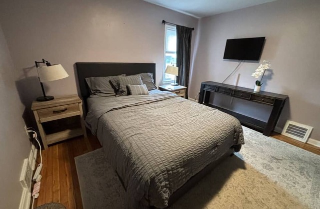 Lyndhurst 3BR 1BA Home Monthly Rental Smart TVs wood flooring quiet neighborhood