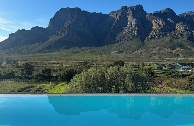 Villa Verde, farm stay in the winelands with views for days.