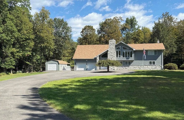 Modern Catskills Retreat with Creek & Fire Pit