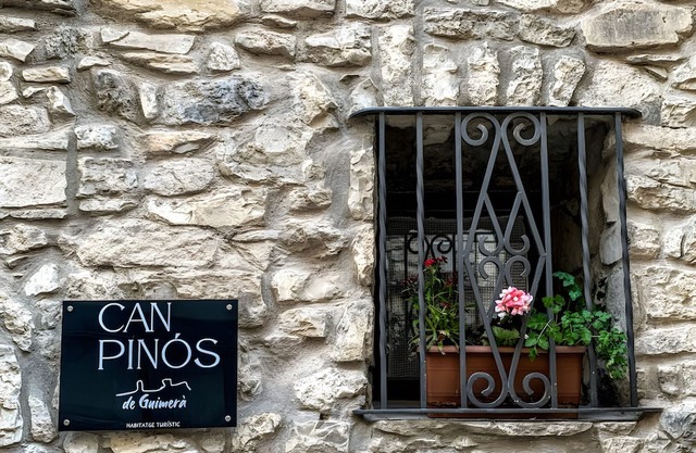 Can Pinós De Guimerà
