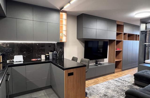 Family and Business apartment. Free street parking.