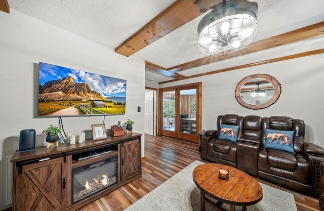 PRIVATE GETAWAY IN GATED COMMUNITY