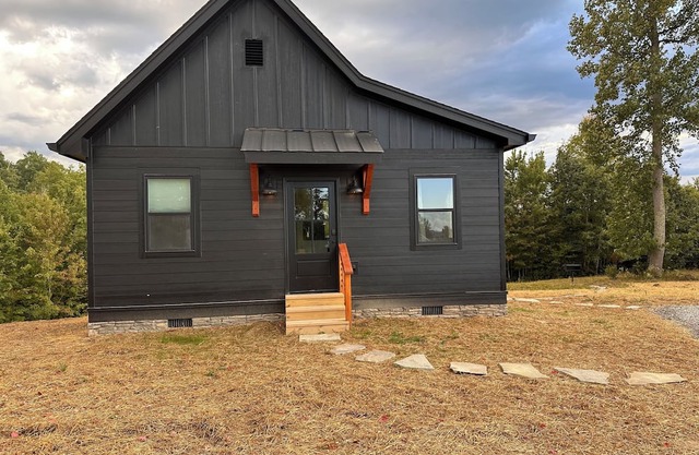 Brand New! The Cottage at Sunset Farm