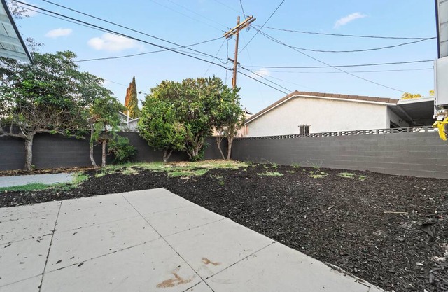 Cozy 3 bed 2 bathroom duplex near SOFI