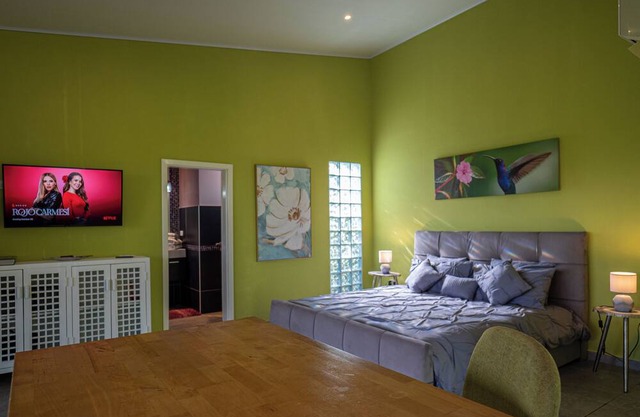 New on VRBO! Modern bungalow with fantastic views