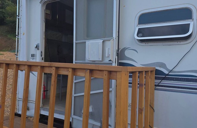 Cozy mobile home in lovely Kelso with AC