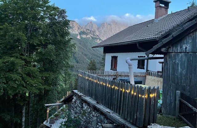 Holiday Home 'Berghaus Auf 1200m Höhe' with Mountain View, Shared Terrace and Wi-Fi