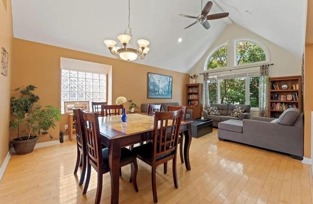 Beautiful custom-built 5-bedroom home in the heart of Tecumseh