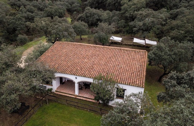 Casa Olivo ideal for families with private pool and fireplace. Sierra d Aracena
