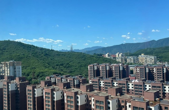 2-bedroom apartment with mountain view 8 minutes to the metro,most livable area