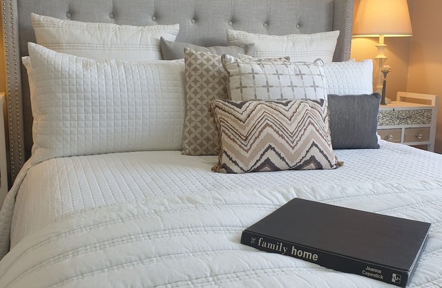 Relax & Unwind on the Gold Coast. 15 to 20 mints drive from Burleigh Beach