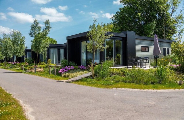Holiday house Wanneperveen for 1 - 4 persons with 2 bedrooms - Holiday home