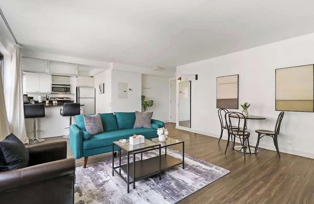 Spacious & Modern 2BR Apartment