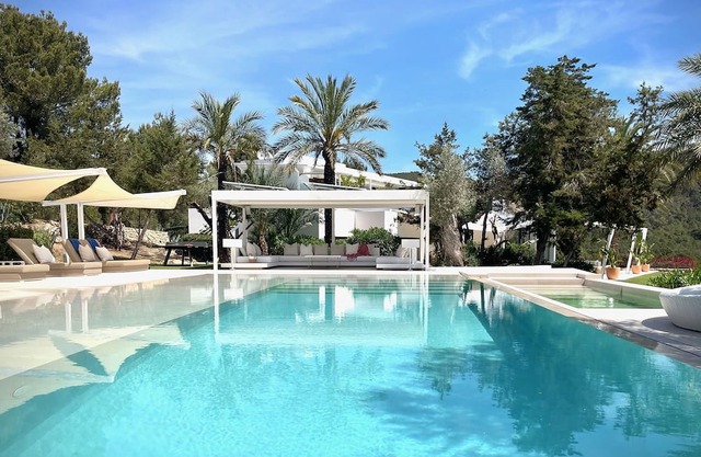 Villa en San Jose De La Atalaya con 5 habitaciones, capacidad 10