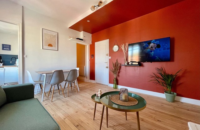 Apartamento 'À 100m De La Plage' con balcón y Wi-Fi