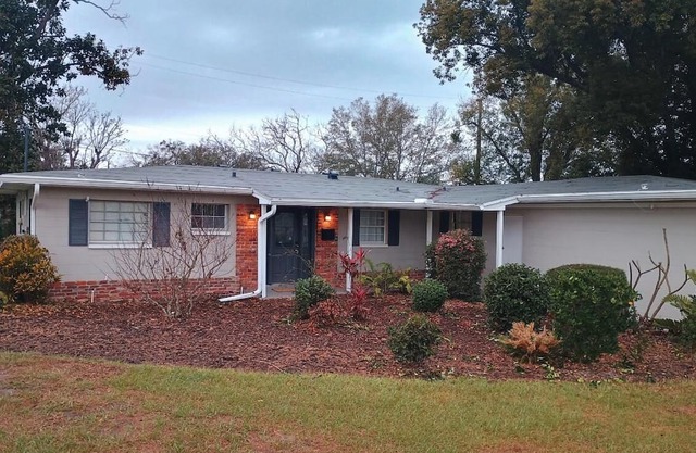 4-bedroom house in fantastic Orlando with AC, WiFi