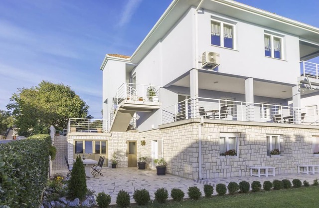 Increíble apartamento en Novi.