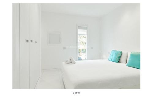 En el corazón de la ciudad de Ibiza: estancia de lujo cerca de Port BnB