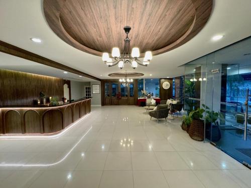 Sriracha Avenue Serviced Apartment