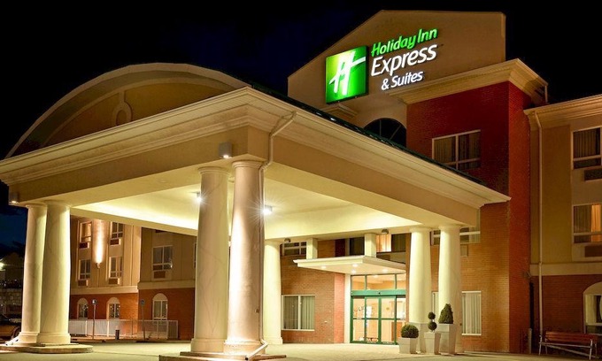 Hinton Hotel | Holiday Inn Express Hotel & Suites-Hinton, an Ihg Hotel