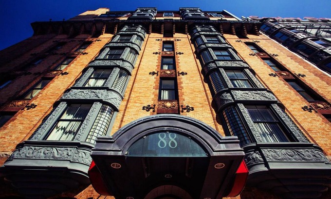 Prudential - St. Botolph Hotel | Courtyard Boston Copley Square