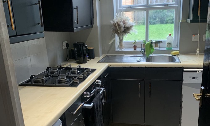 Haughton-le-Skerne Casa | Stylish Darlington Townhouse w private garden, 3 Beds & Near Town Centre