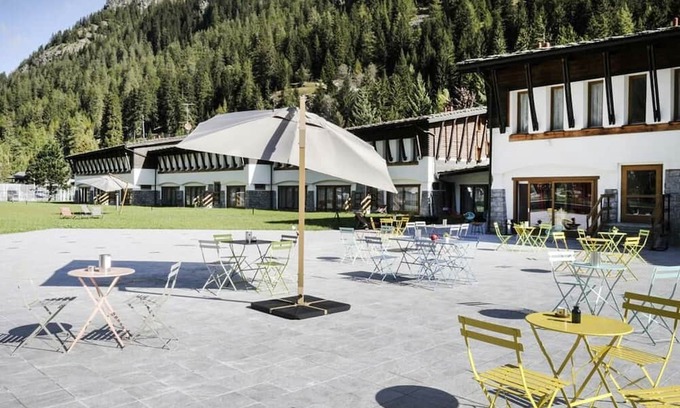Gressoney-Saint-Jean Apartamento | Residence in Gressoney-saint-jean with 0 bedrooms sleeps 2