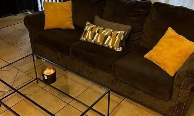 Vicksburg Apartamento | Location Domination-Victorian Apt.-1King-1Queen-2fullbaths