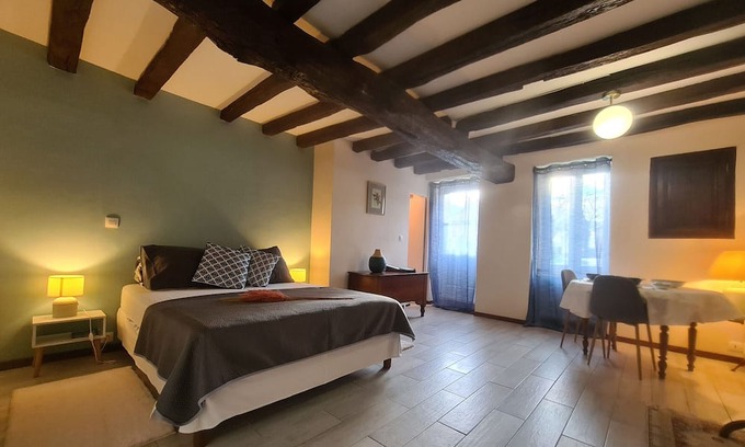 Nohant-Vic Cama Y Desayuno | Guestroom Nohant-Vic, studio flat, 2 persons