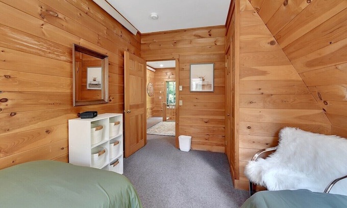 Becket Casa | Guest House Sanctuary by Evergreen Home
