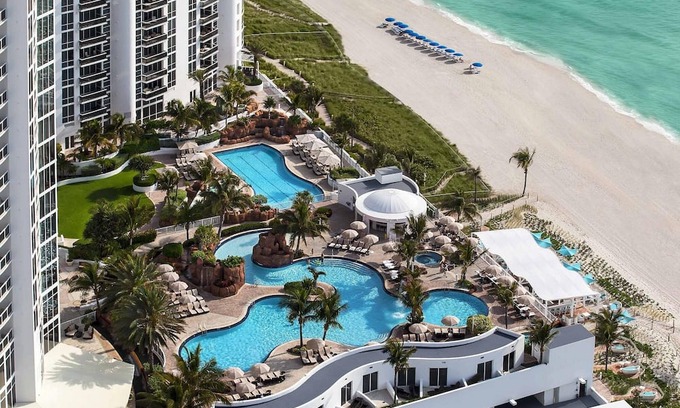 Sunny Isles Beach Apartamento | ★ Amazing Unit in an Exclusive Luxury Beach Resort