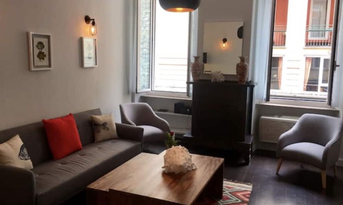 Jean-Medecin Apartamento | Stunning apartment in the Gold Square of Nice! Close to the beach