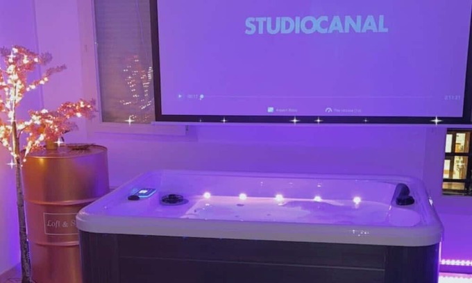 Marcq-en-Baroeul Apartamento | Superb apartment with jacuzzi and terrace.